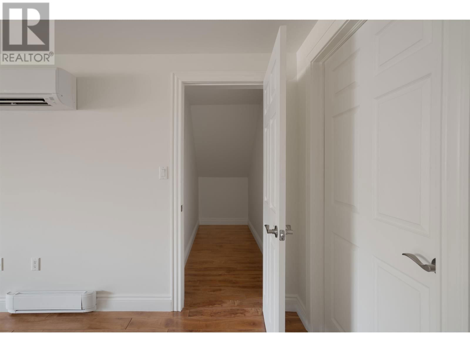 9M IMPERIAL STREET Image 24