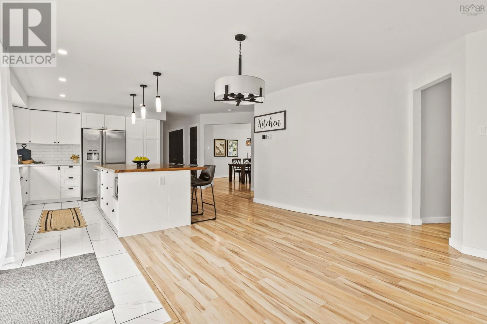 15 BEECH HILL DRIVE Image 12