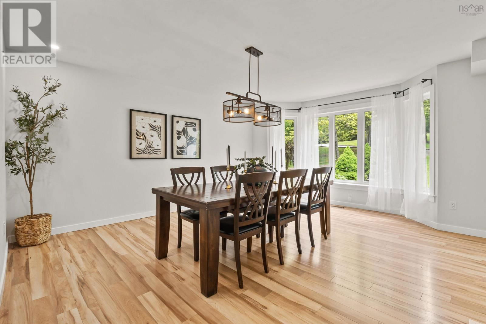 15 BEECH HILL DRIVE Image 13
