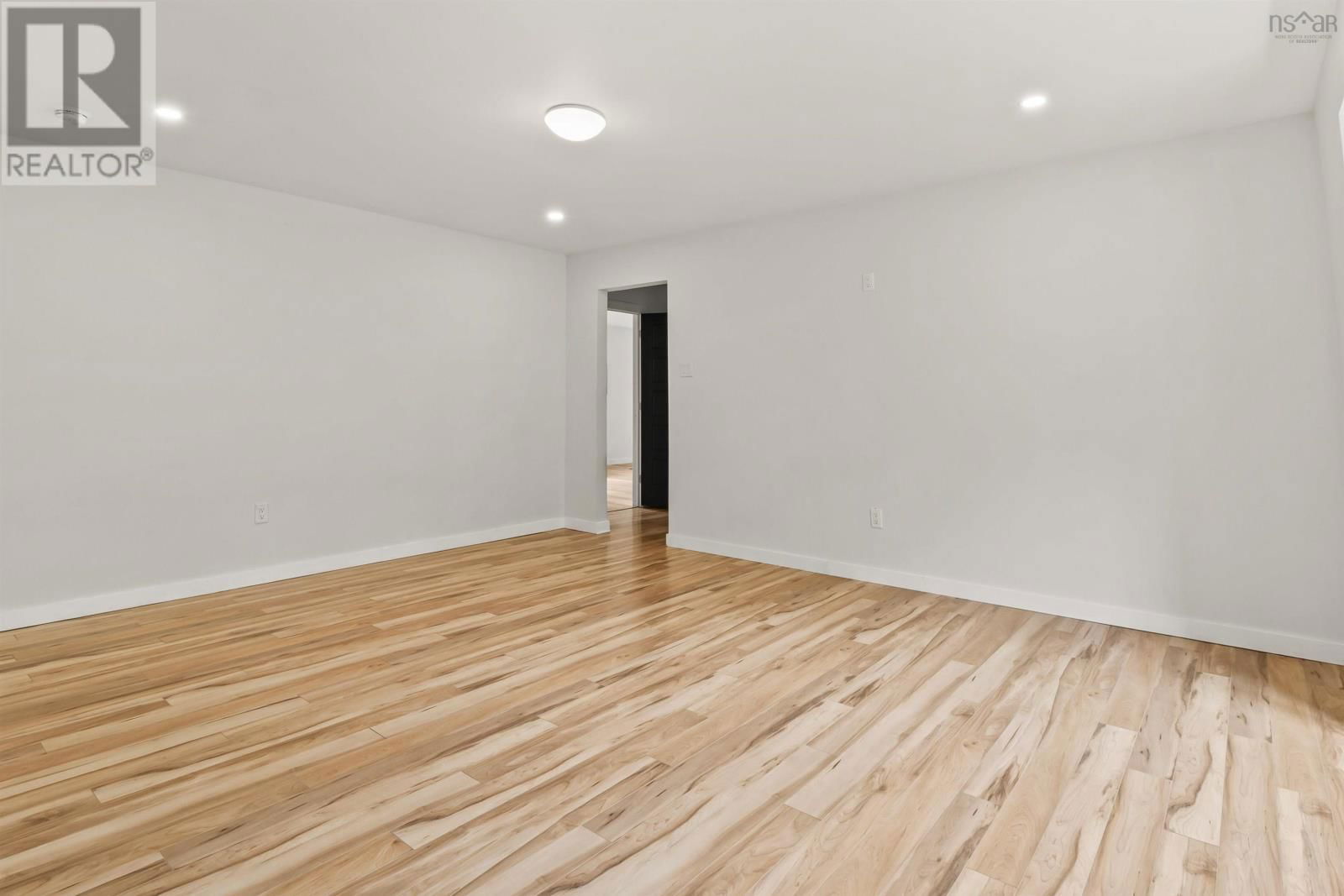 15 BEECH HILL DRIVE Image 23