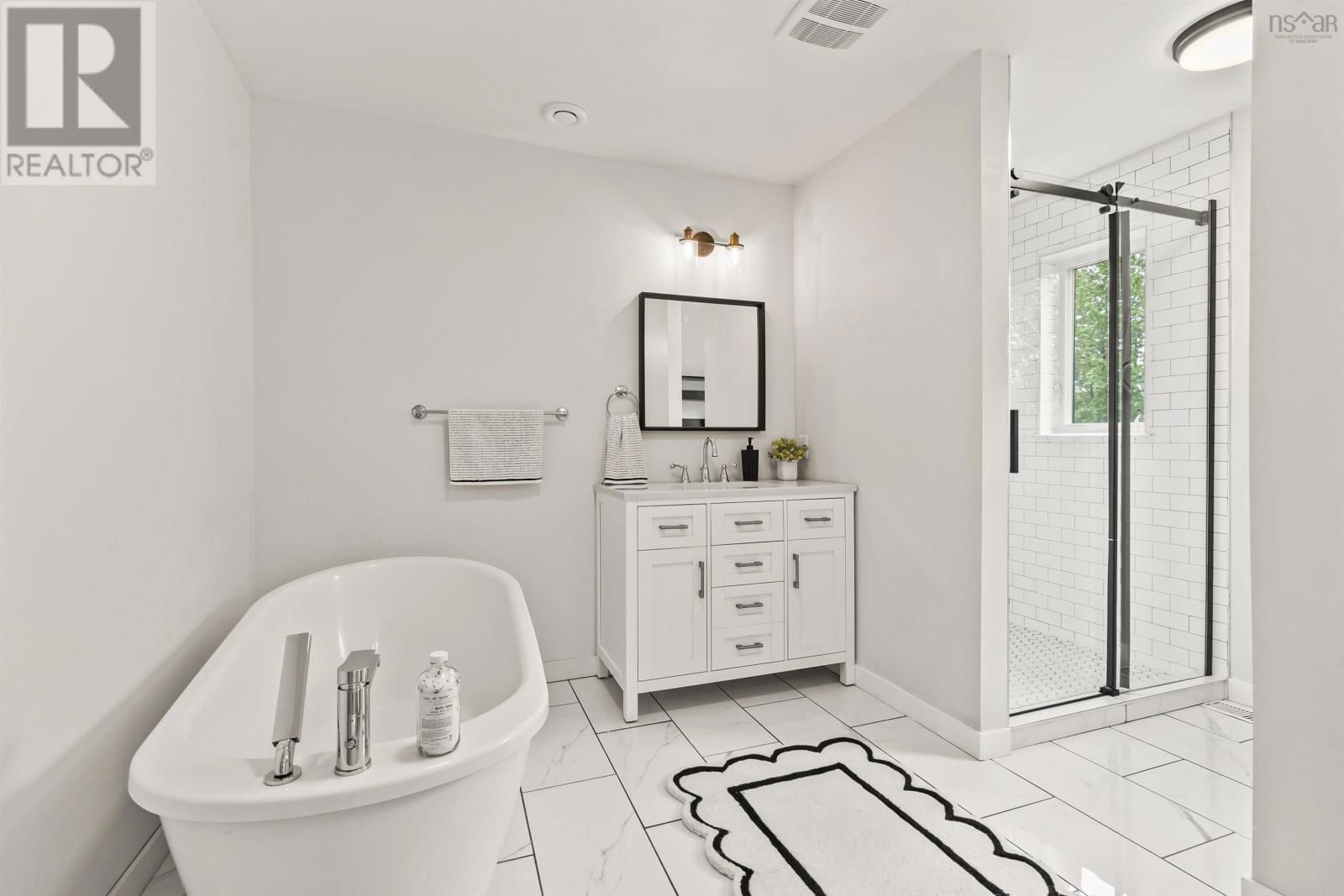 15 BEECH HILL DRIVE Image 30
