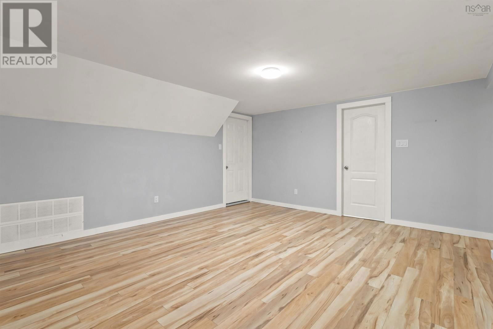 15 BEECH HILL DRIVE Image 41