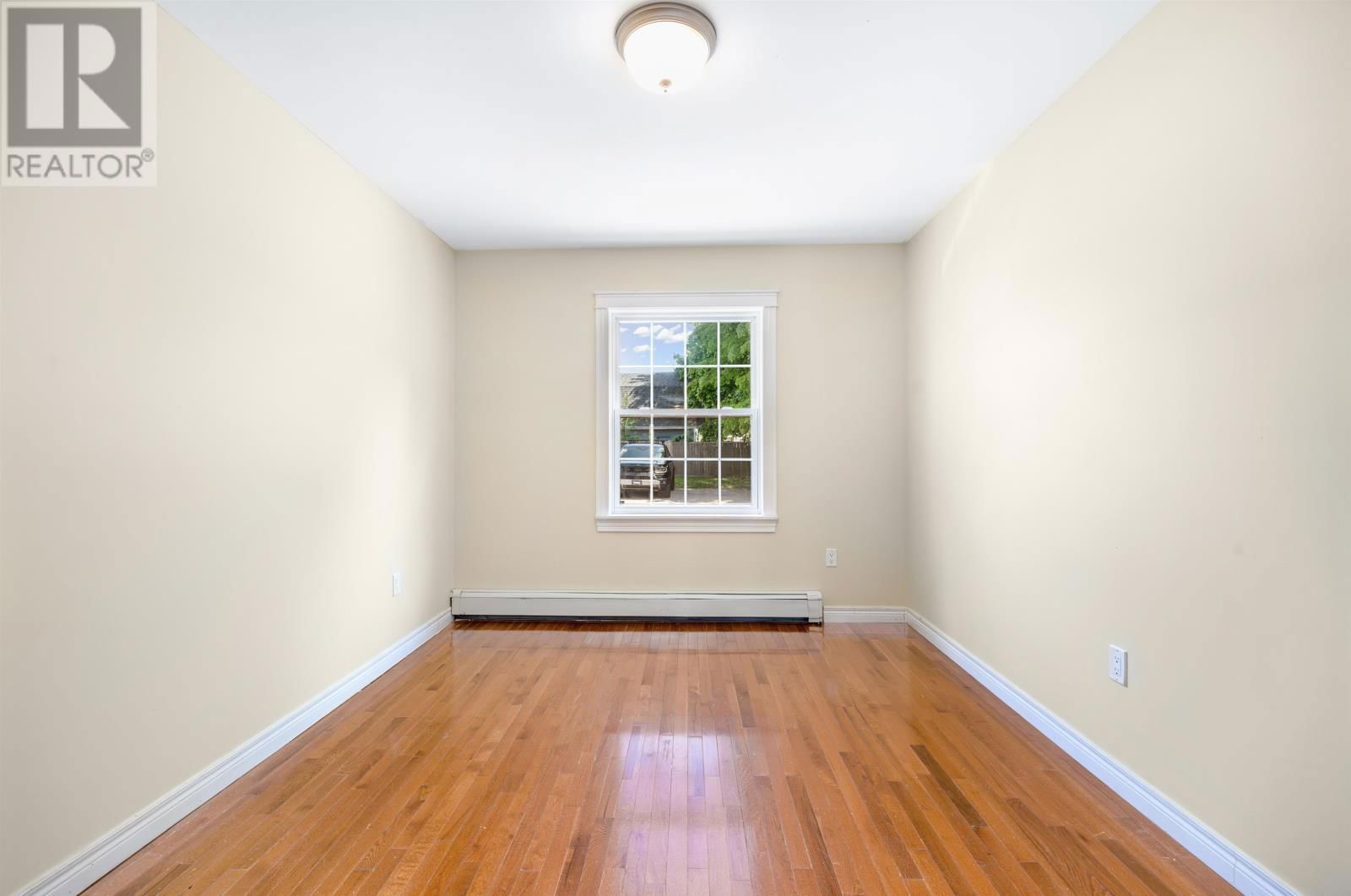 1A 6 HARLEY STREET Image 13