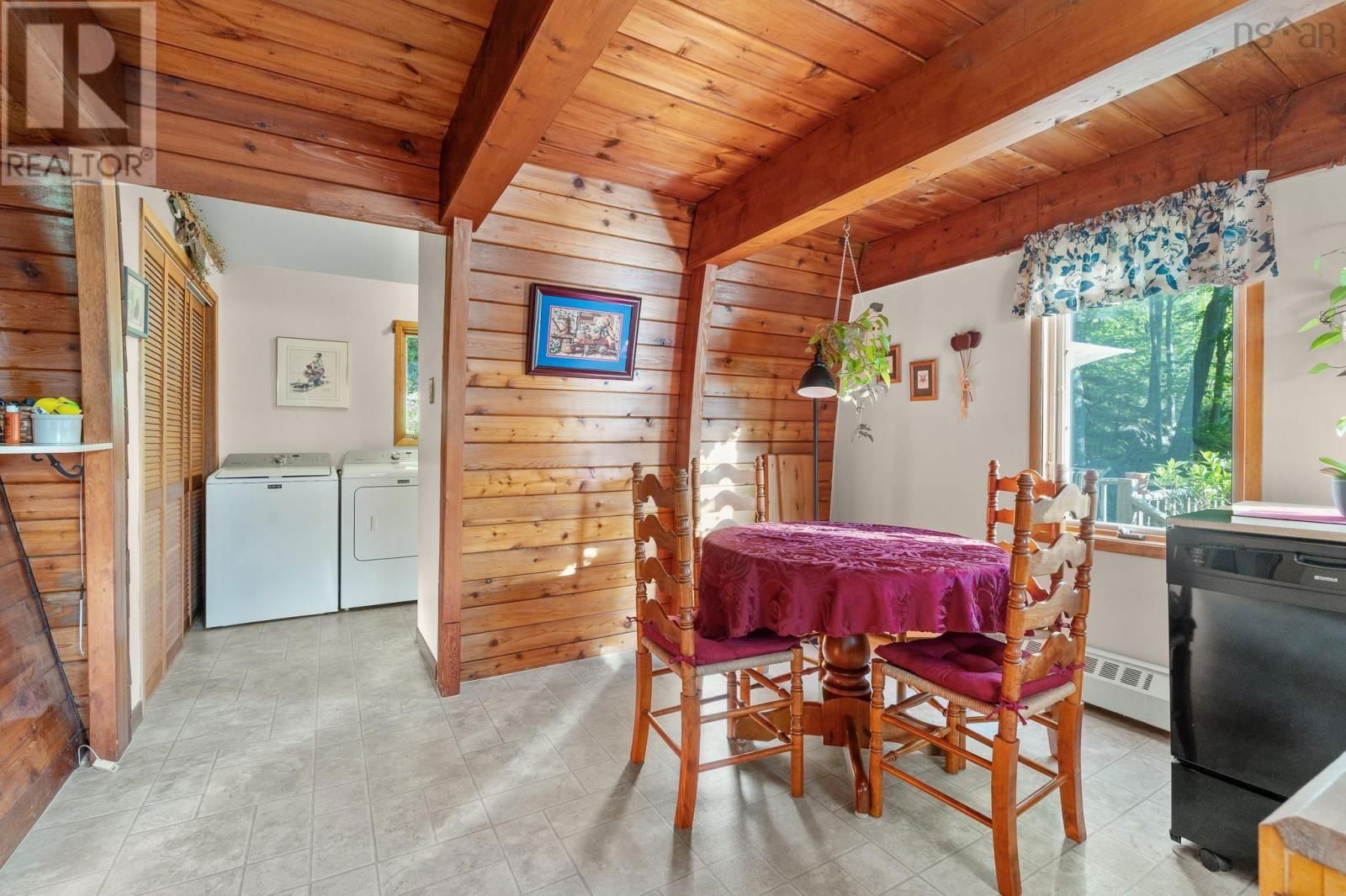 412 LOCKVIEW ROAD Image 10