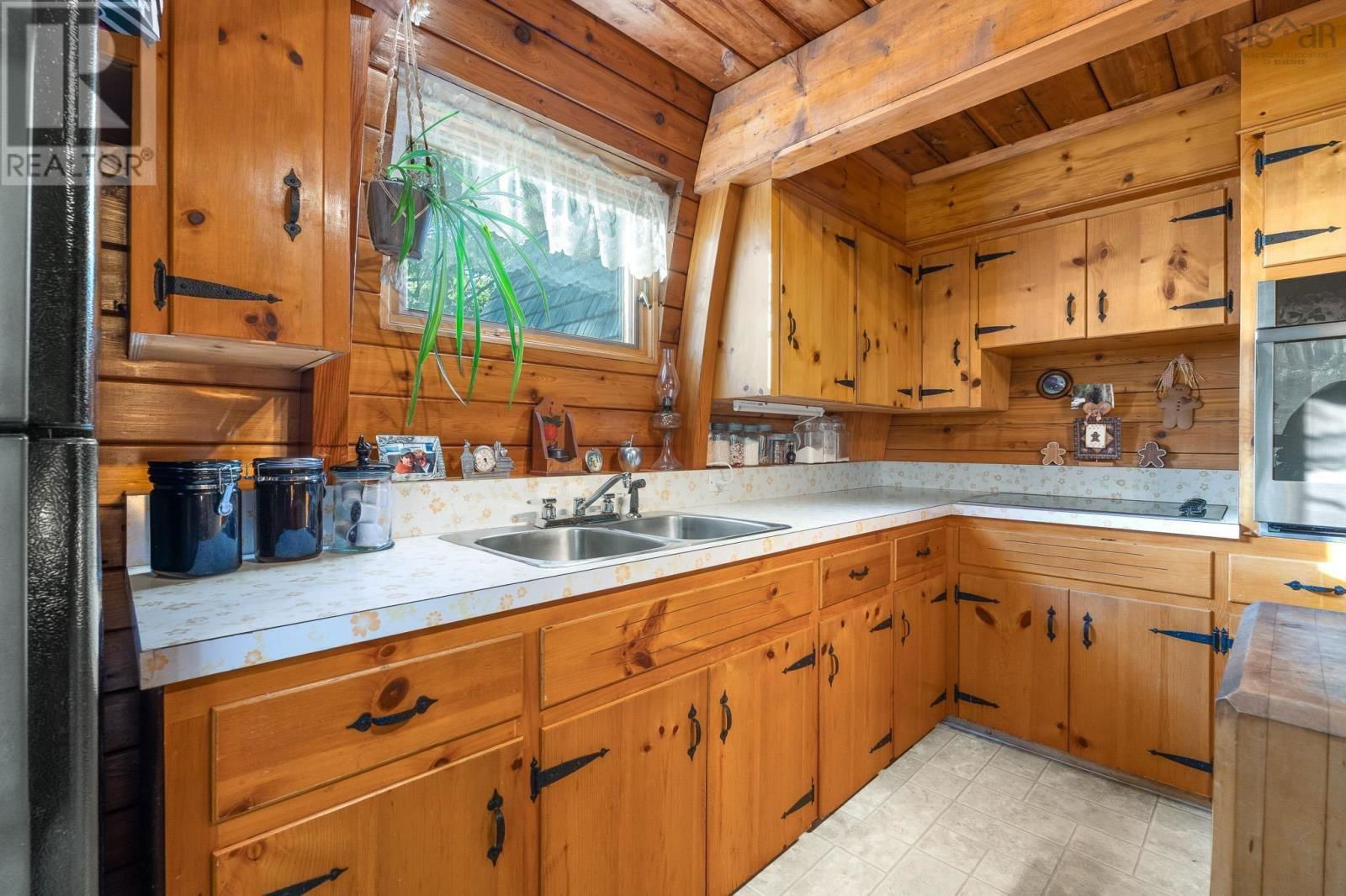 412 LOCKVIEW ROAD Image 14