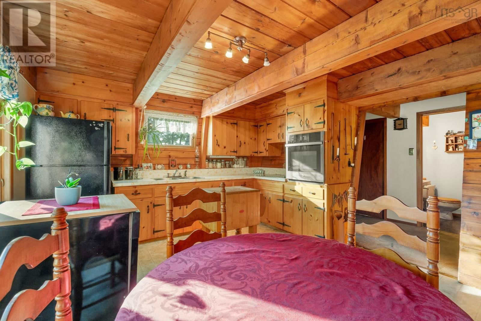 412 LOCKVIEW ROAD Image 16