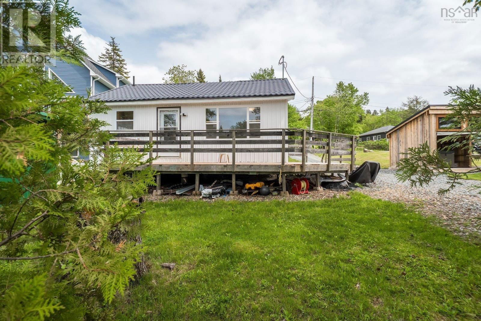 19 COVE ROAD Image 45