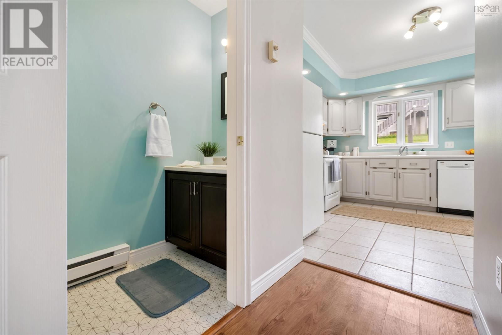 53 VICTORIA DRIVE Image 16