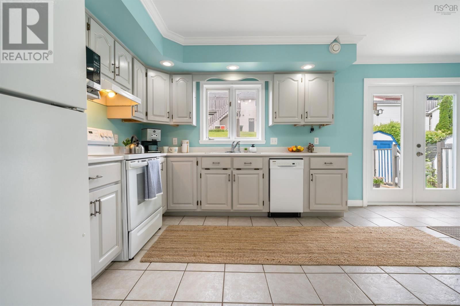 53 VICTORIA DRIVE Image 3