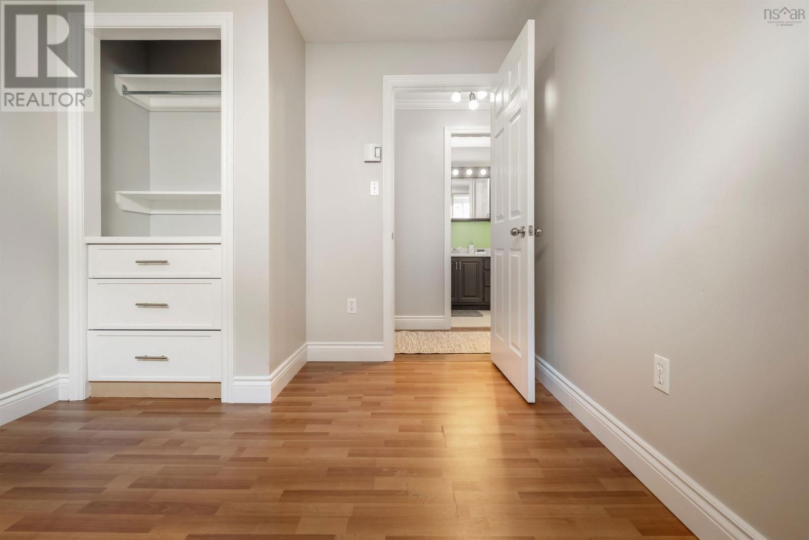53 VICTORIA DRIVE Image 32