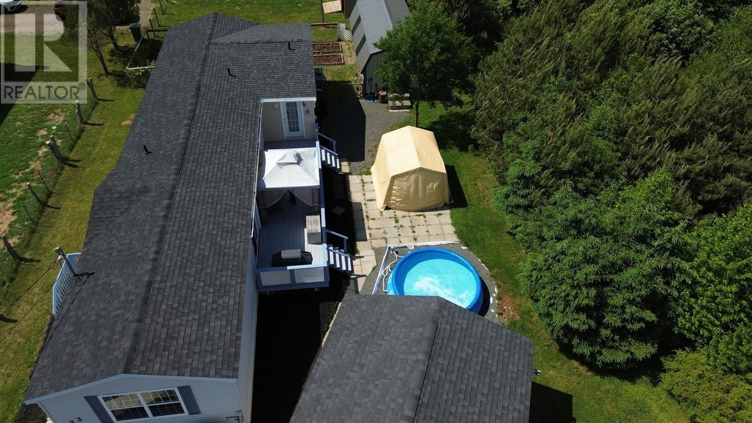 33 DRESDEN WAY Image 37