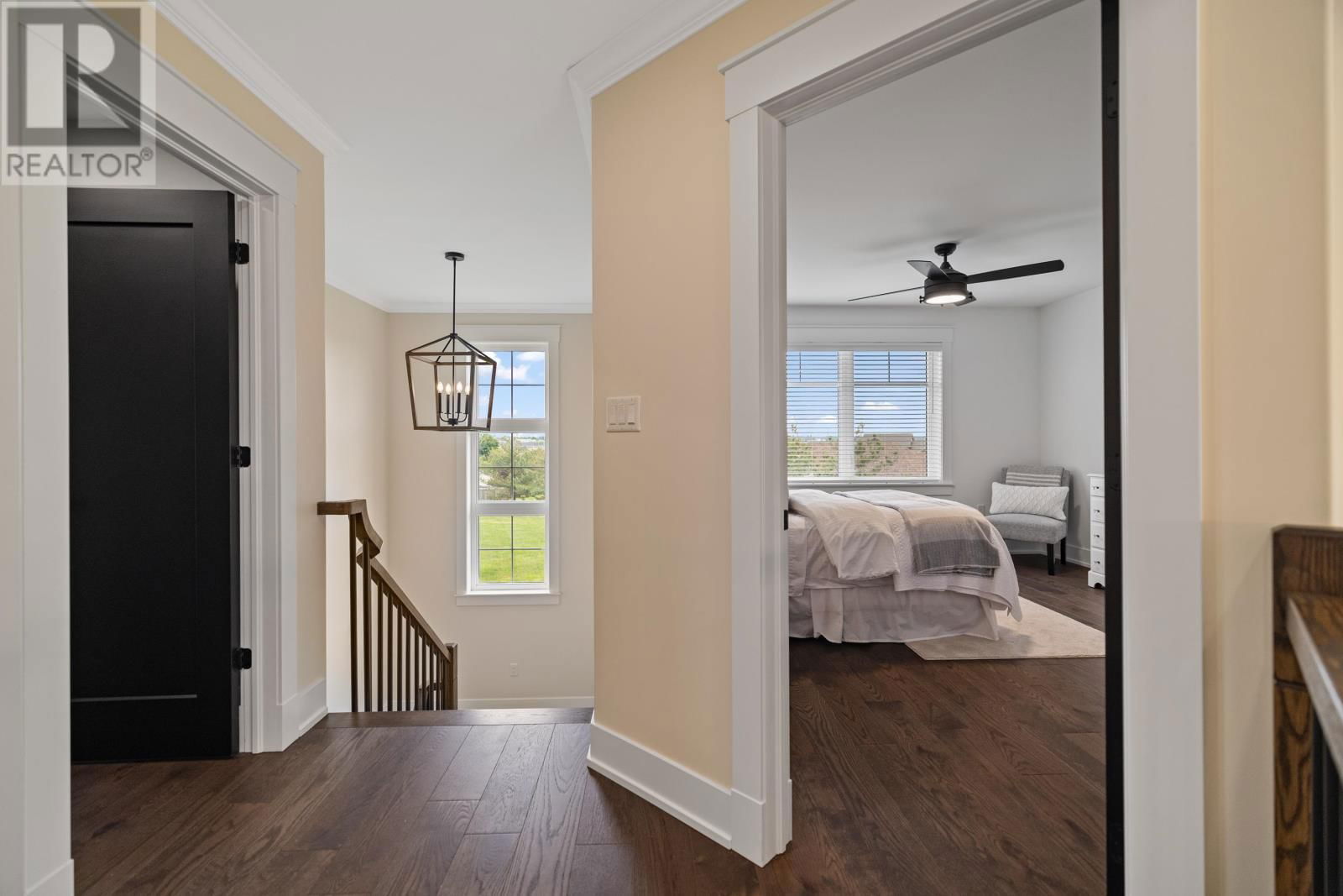 11 AVALON COURT Image 24