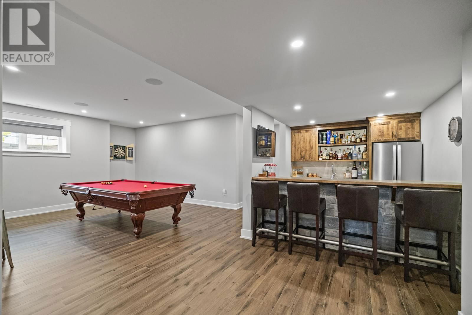 11 AVALON COURT Image 38