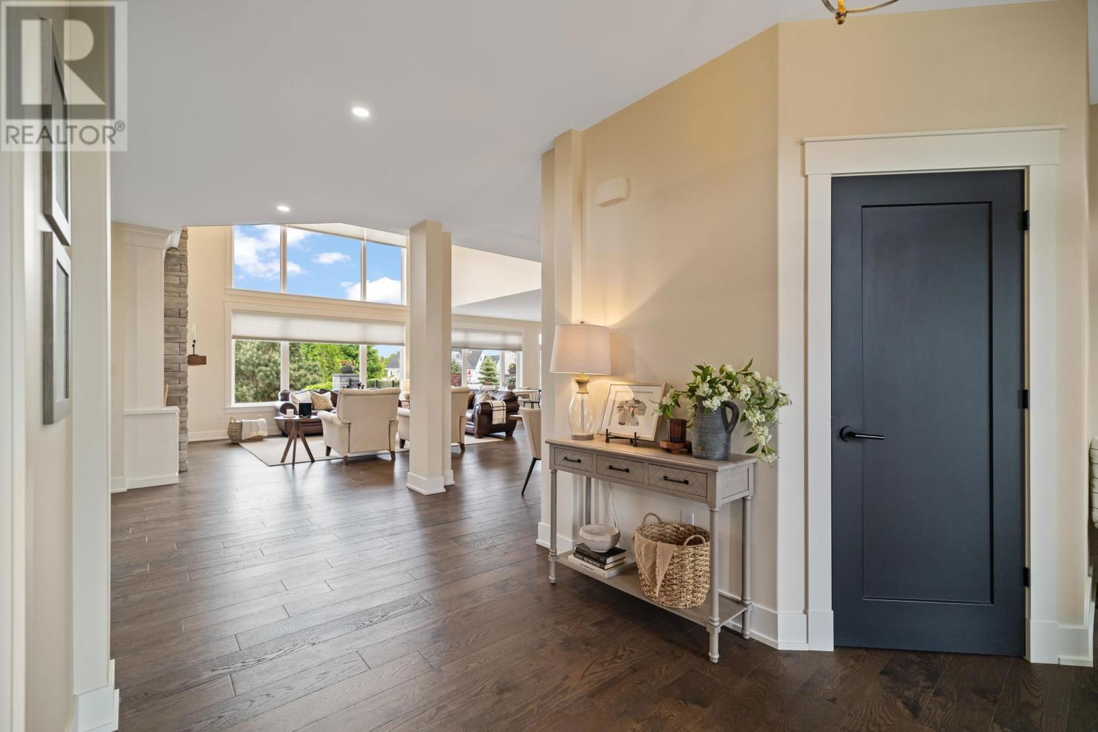 11 AVALON COURT Image 8