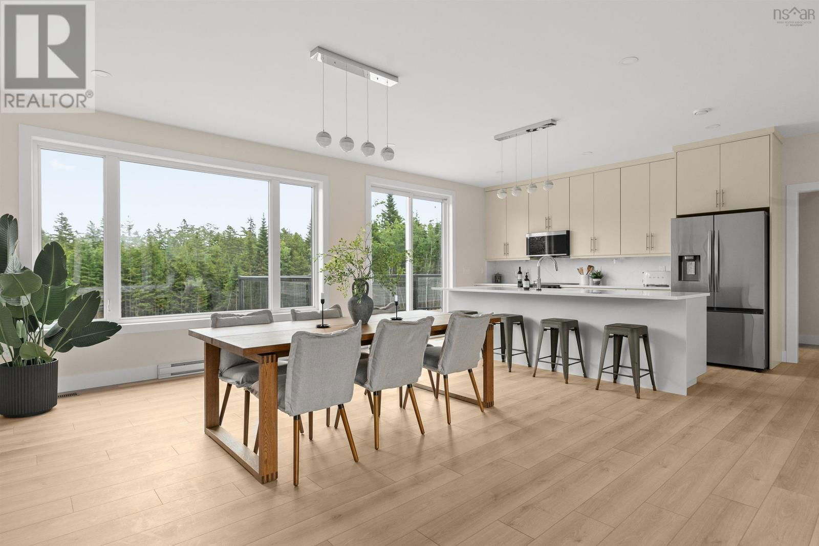 414 CANOE CRESCENT Image 19