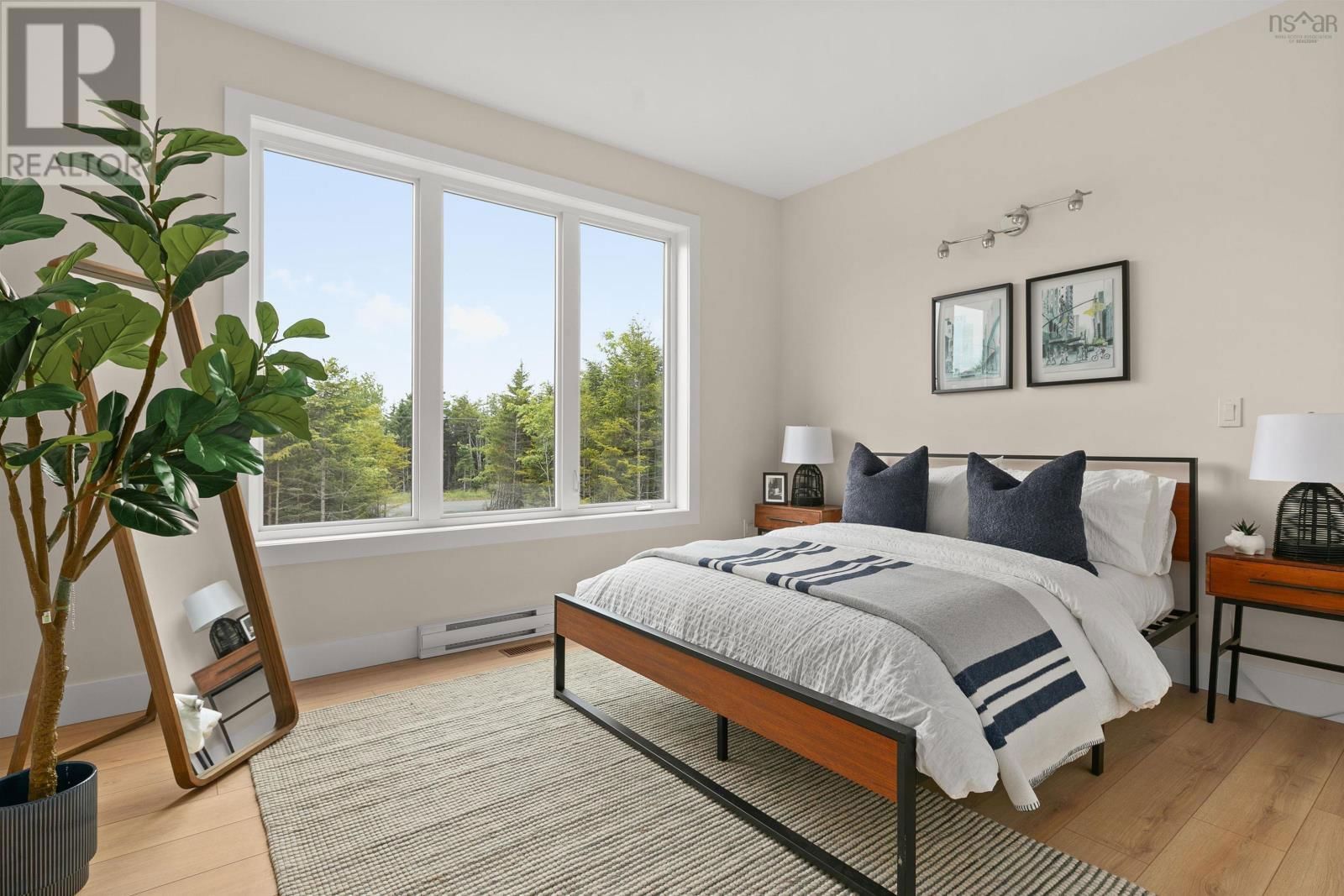 414 CANOE CRESCENT Image 32