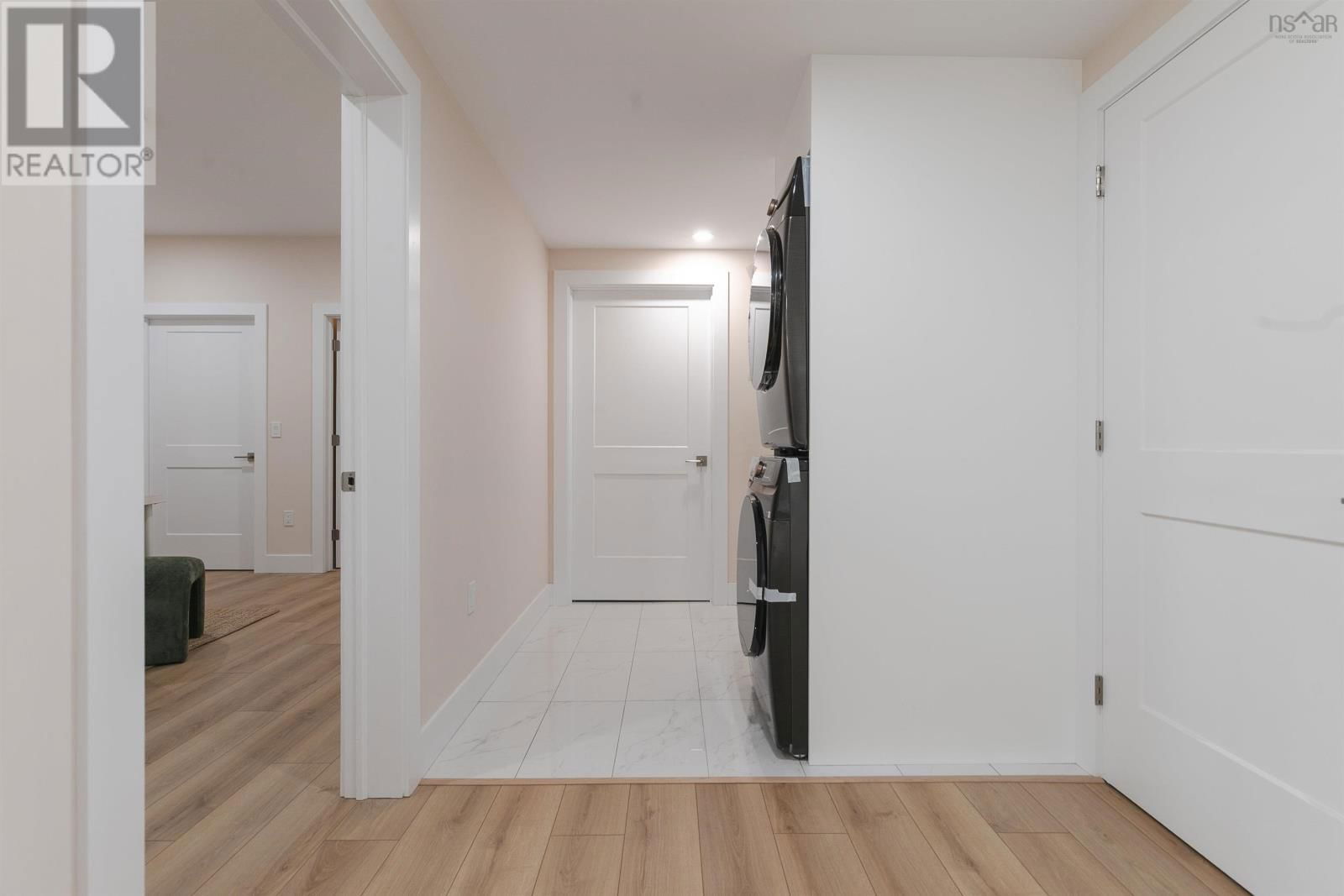 414 CANOE CRESCENT Image 37