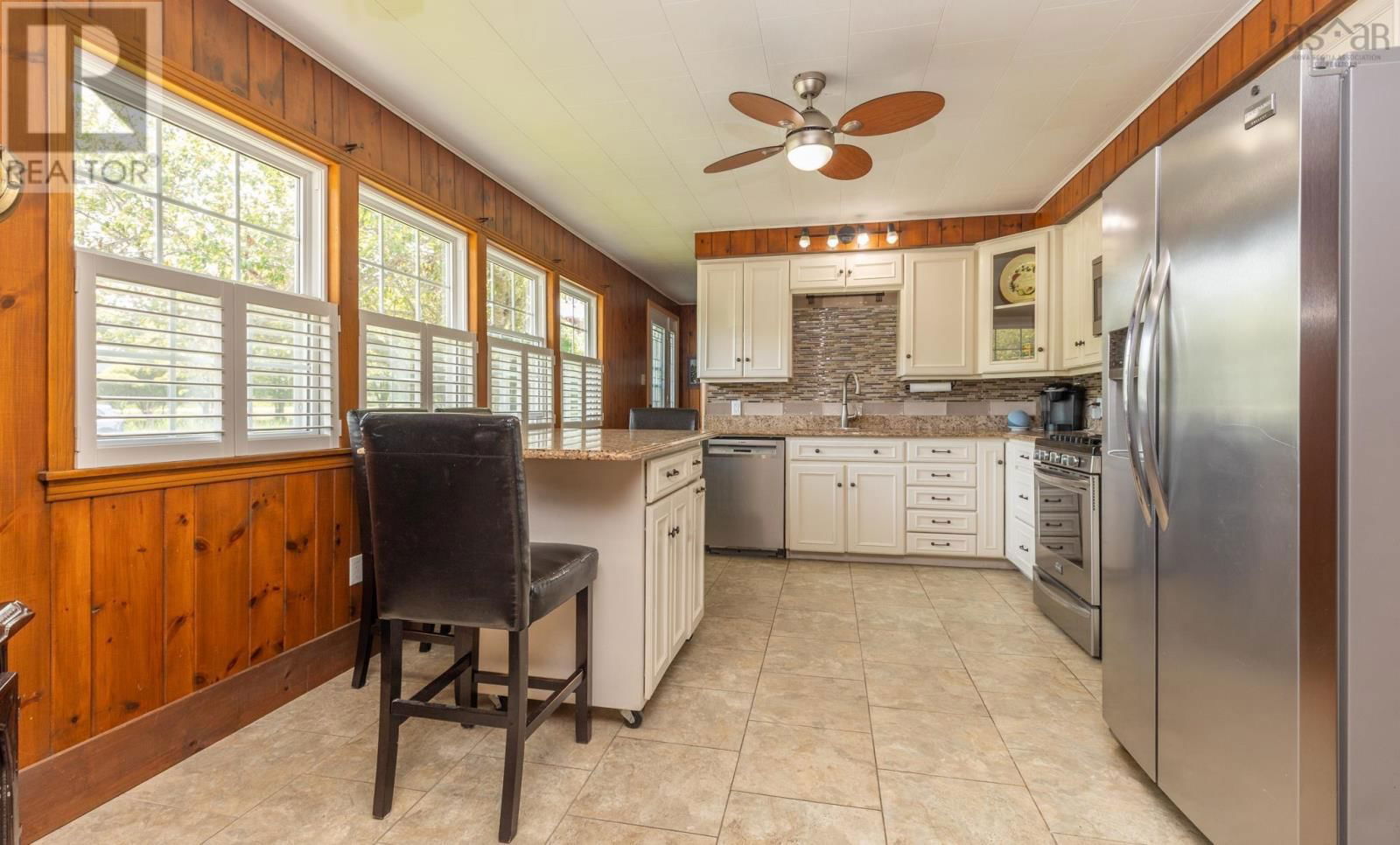 1021 HIGHWAY 1 Image 15