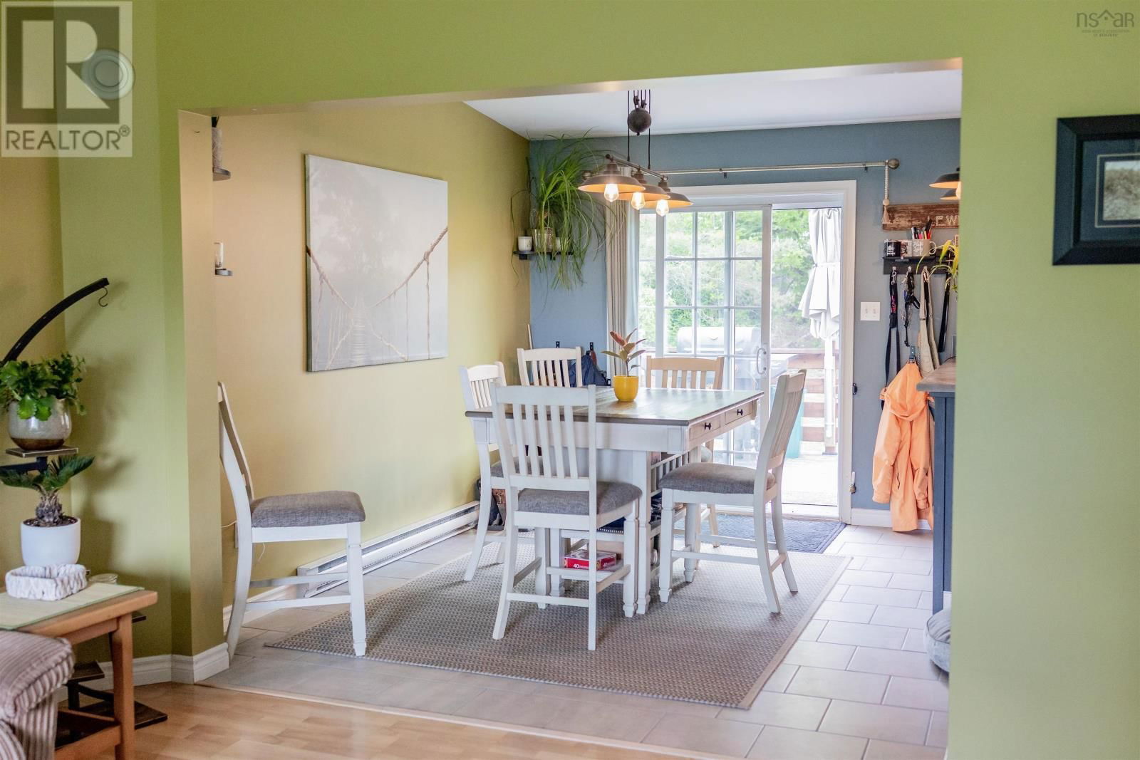 34 MARY DRIVE Image 22