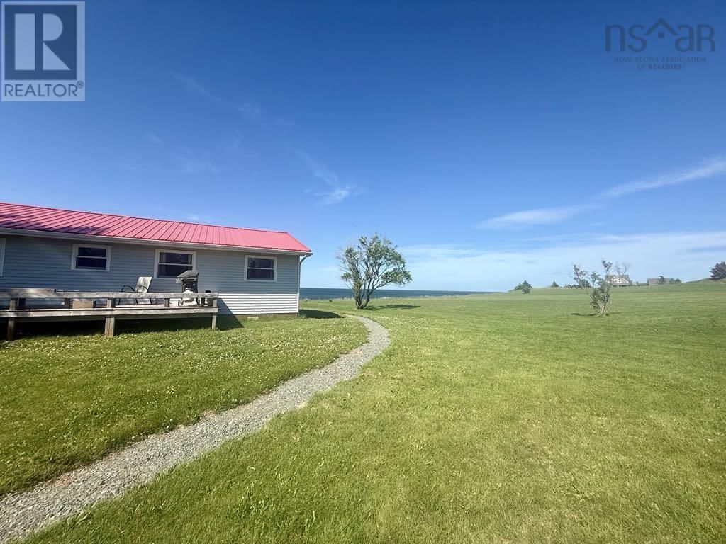 73 CHAMBERS LANE Image 15