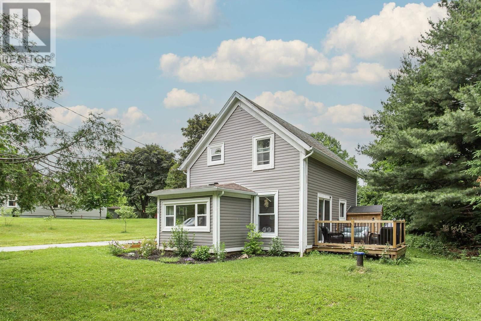 108 COTTAGE STREET Image 2