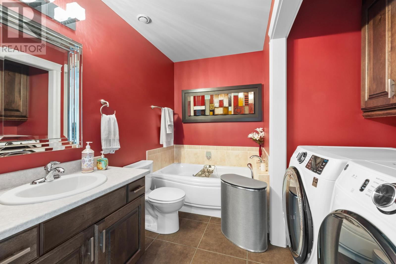 14 BRETHAVEN COURT Image 30