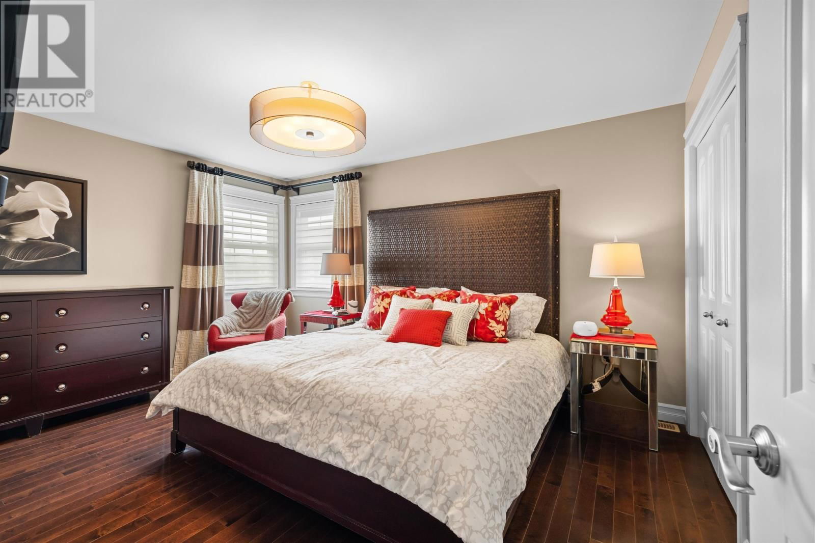 14 BRETHAVEN COURT Image 32