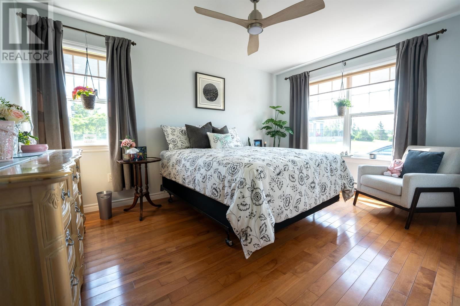 60 SEAWOOD DRIVE Image 16