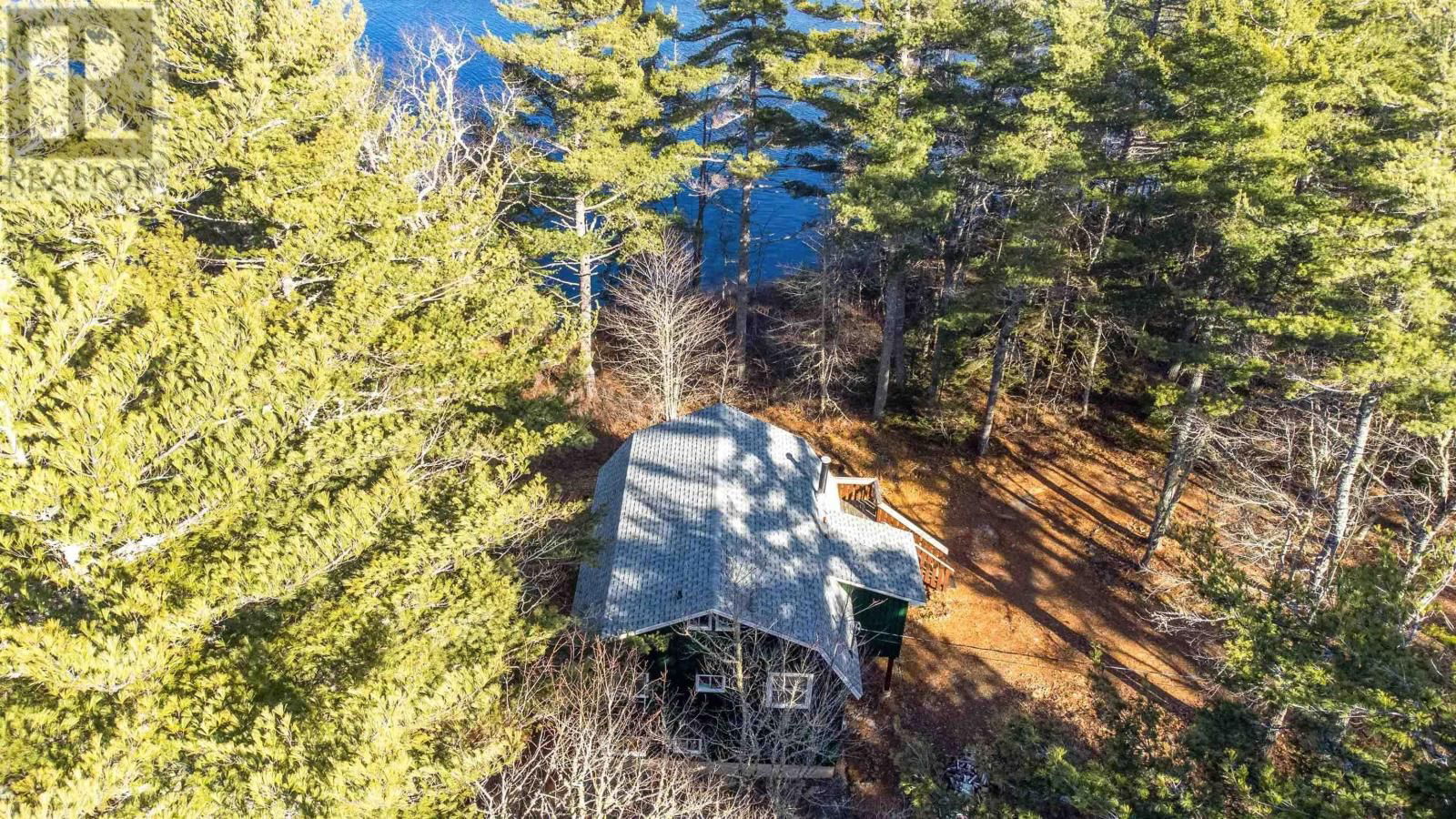 84 LADY SLIPPER ROAD Image 20