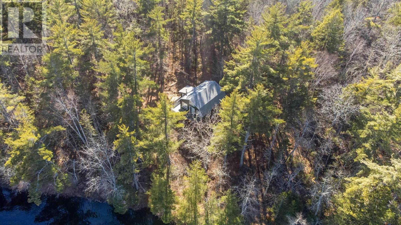84 LADY SLIPPER ROAD Image 24
