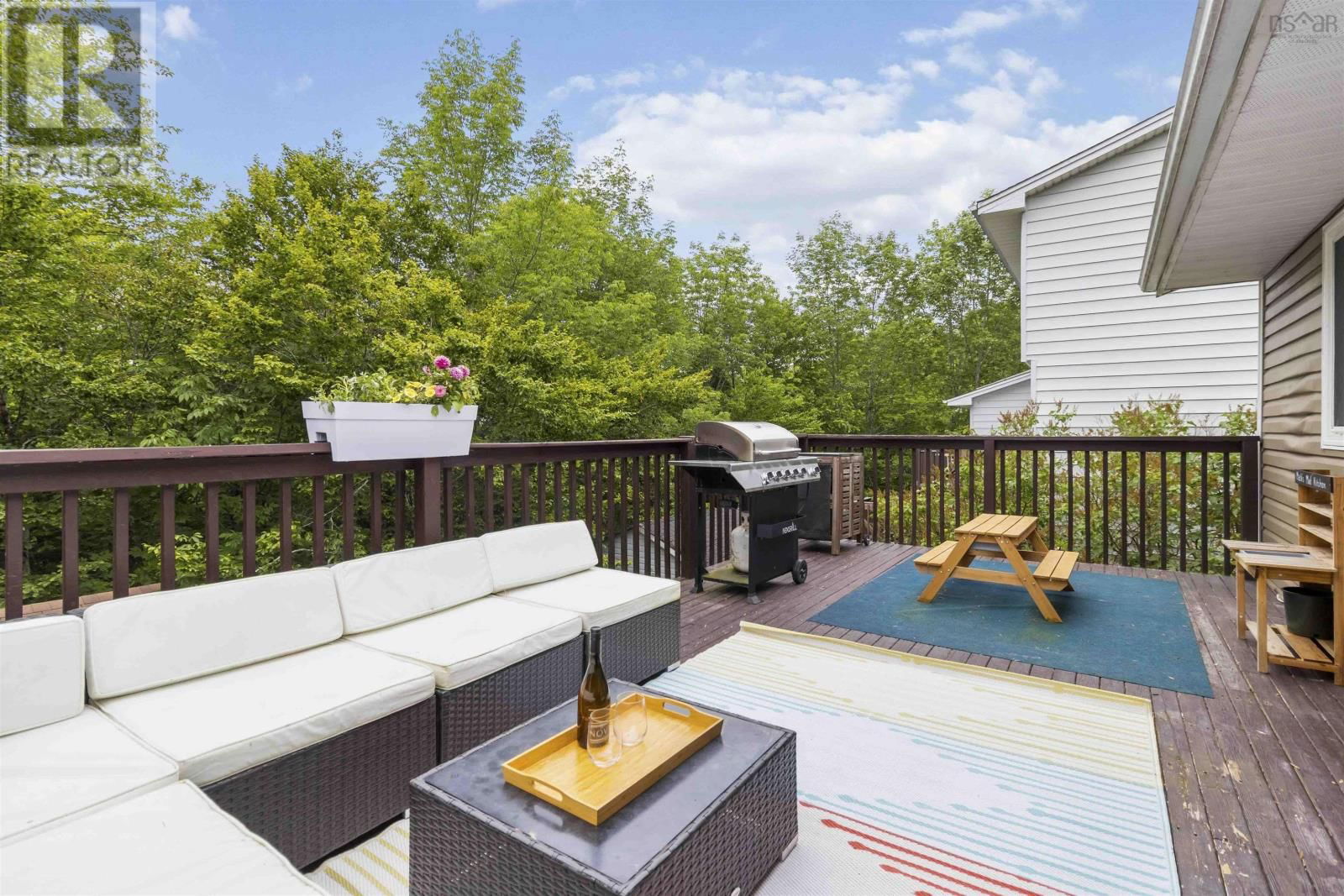 153 CAVALIER DRIVE Image 18