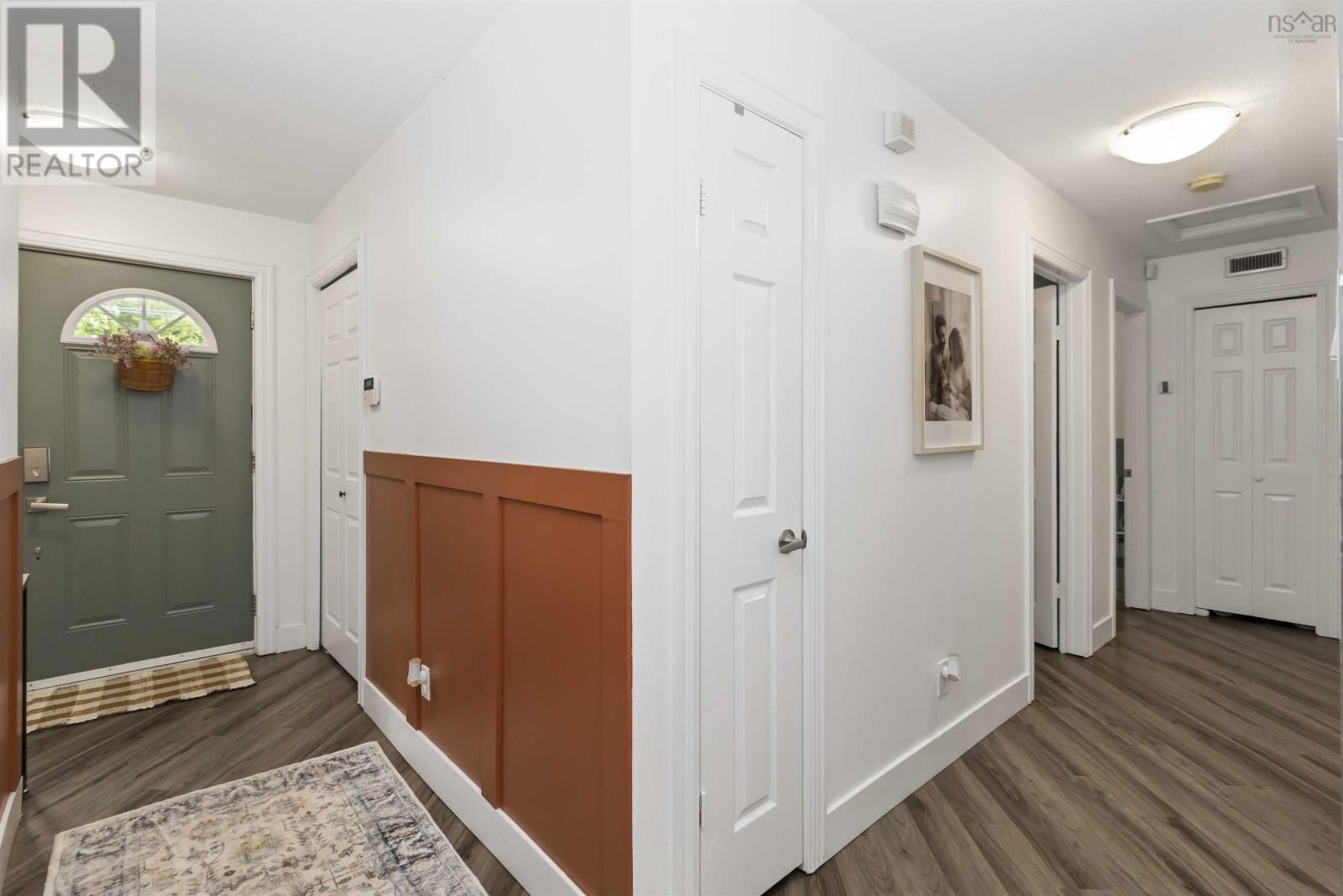 153 CAVALIER DRIVE Image 19