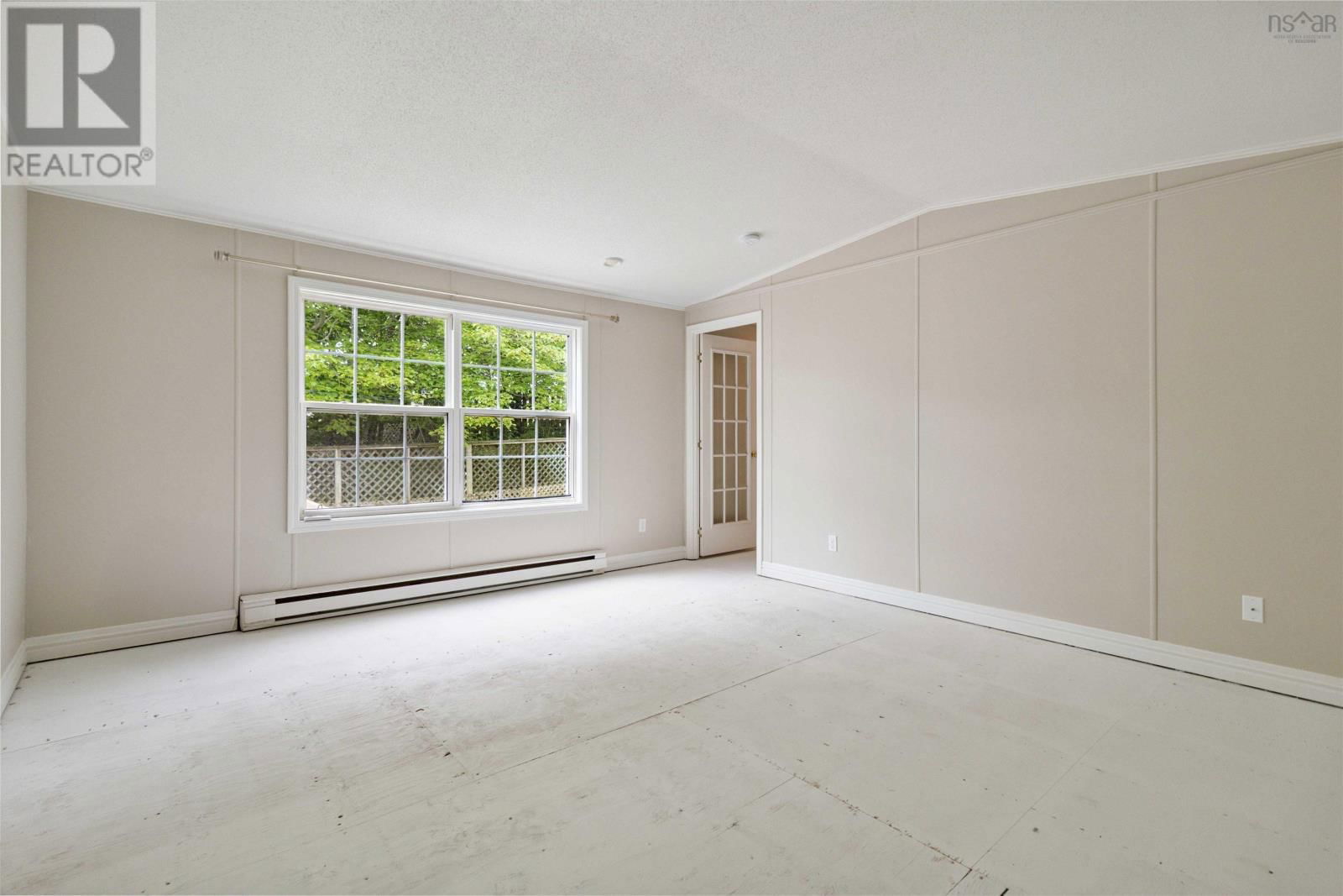 12 COLETON COURT Image 19
