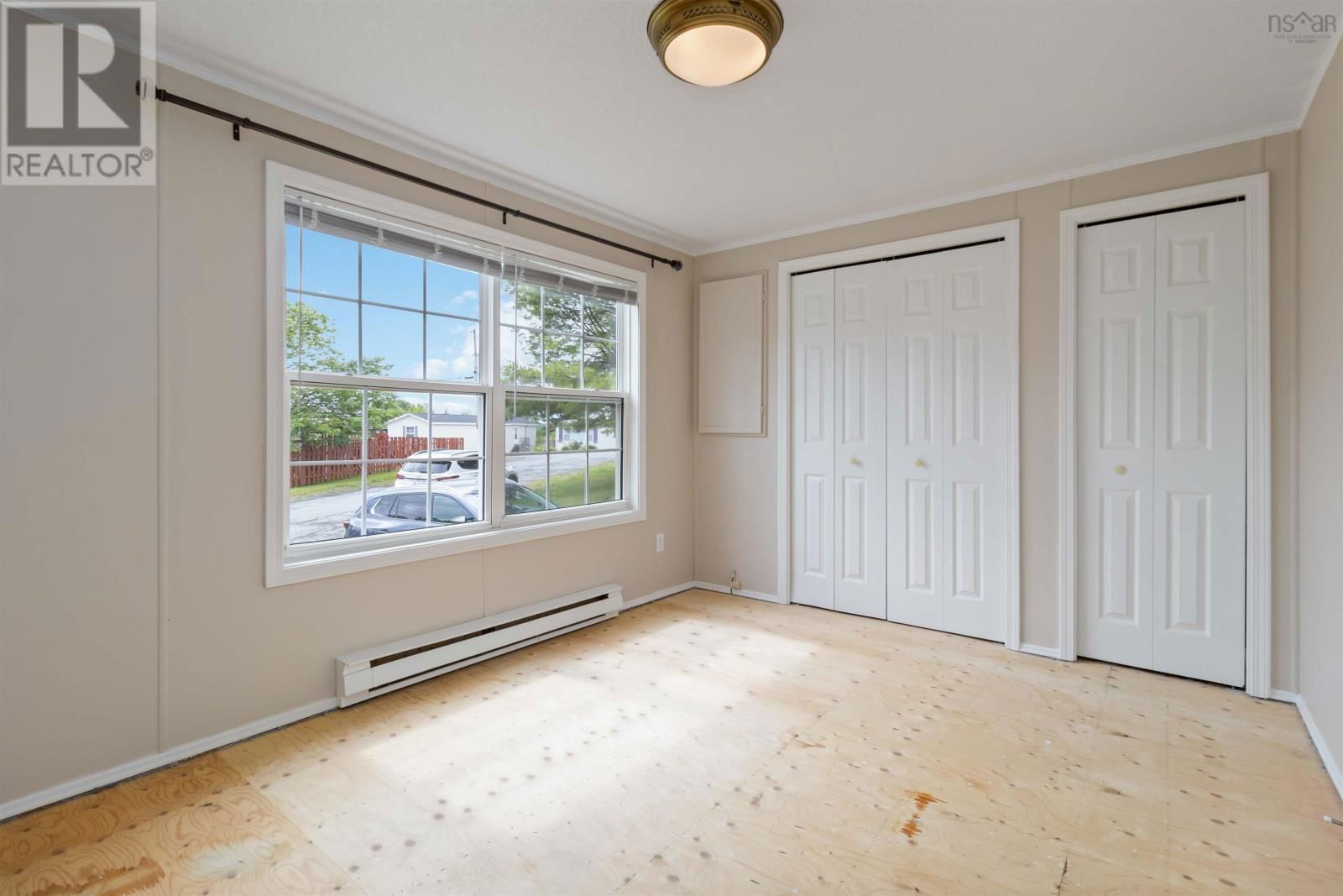 12 COLETON COURT Image 23
