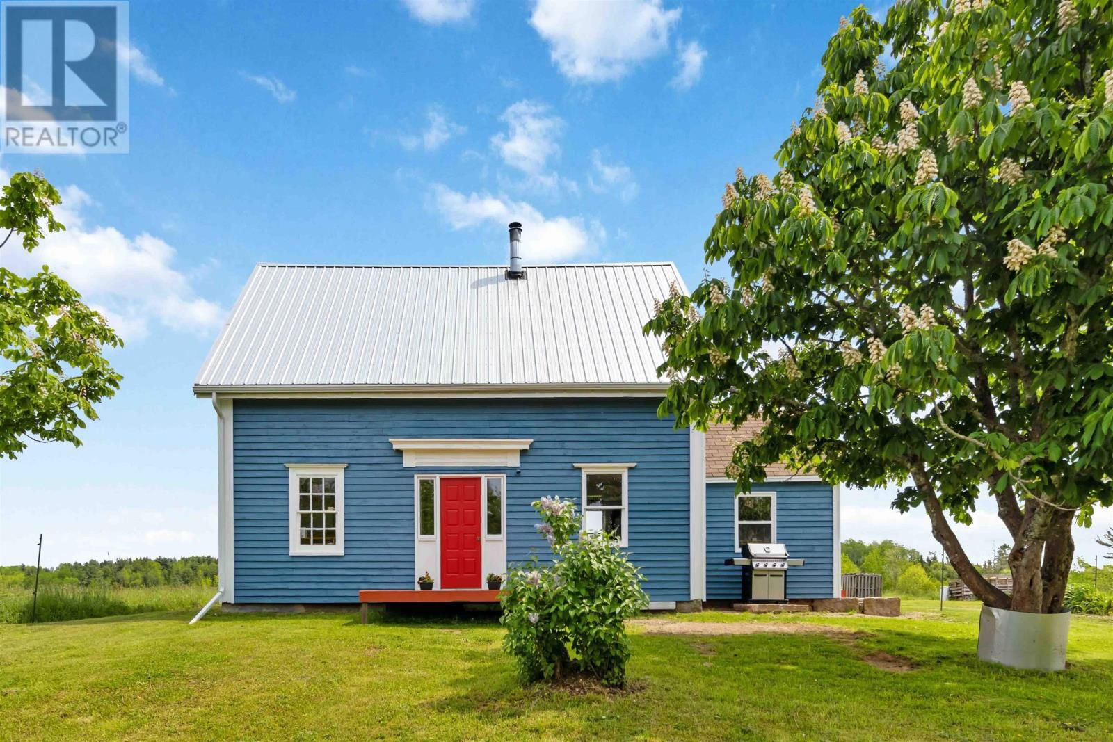 326 COPELAND ROAD Image 1