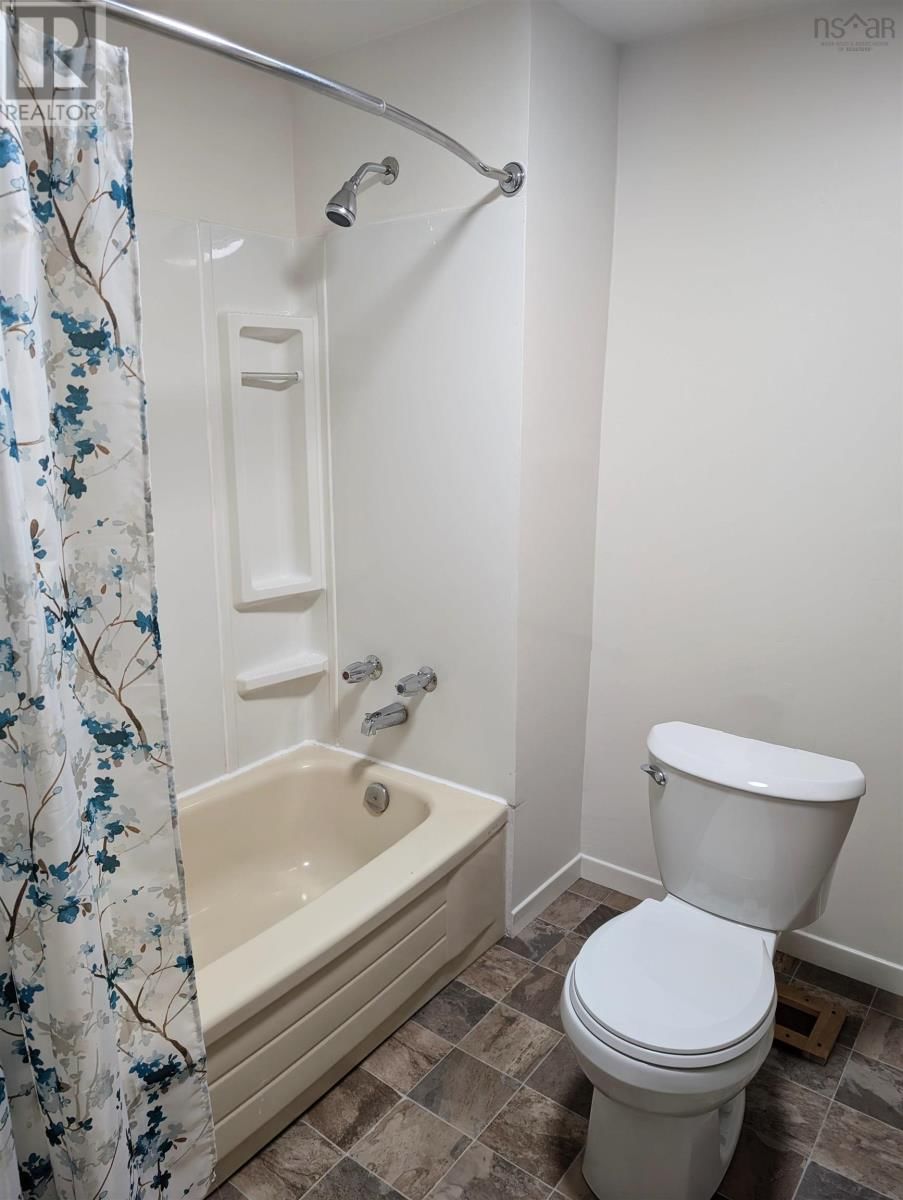 326 COPELAND ROAD Image 25