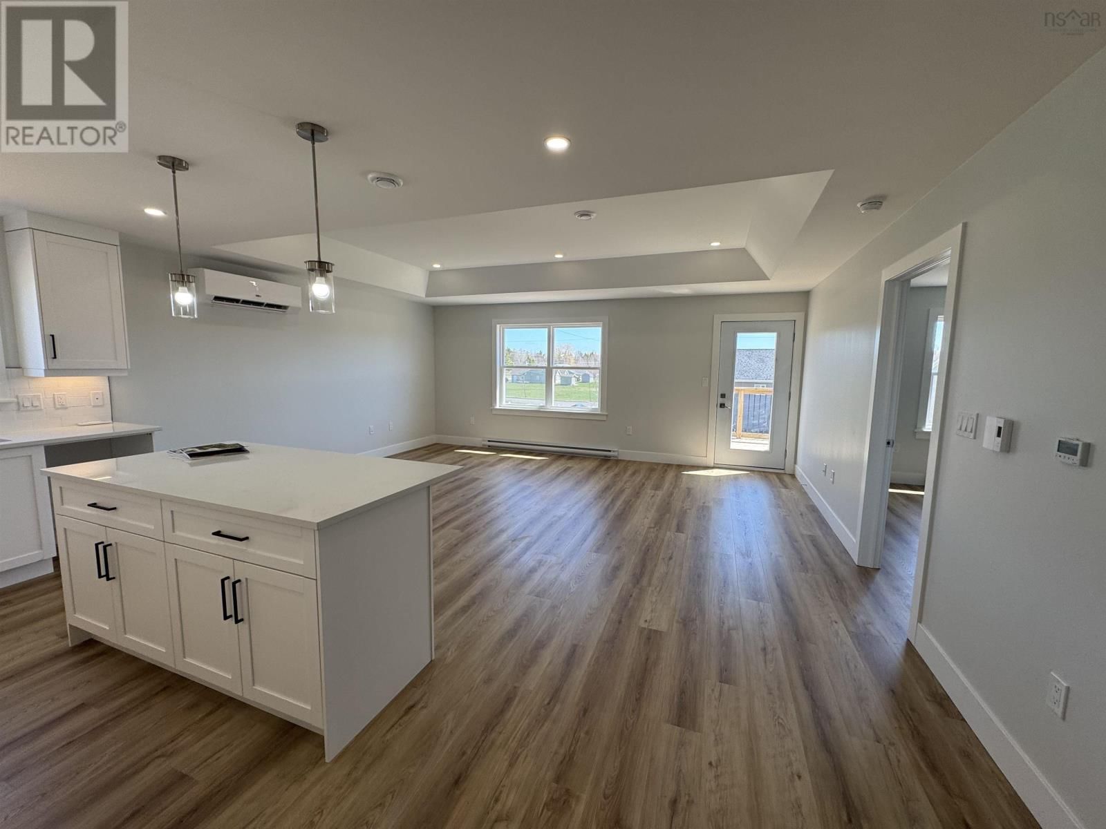 5 GOLDENROD COURT Image 11