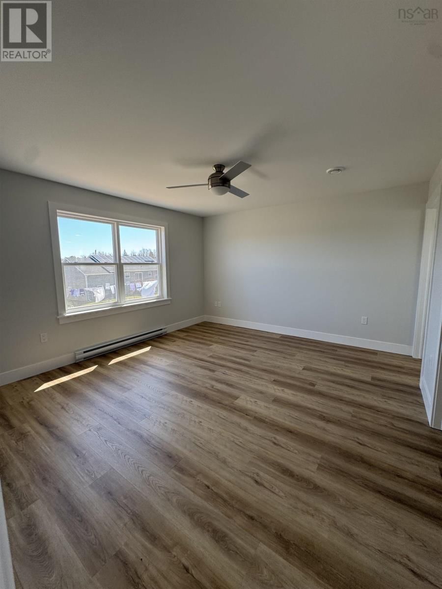 5 GOLDENROD COURT Image 12