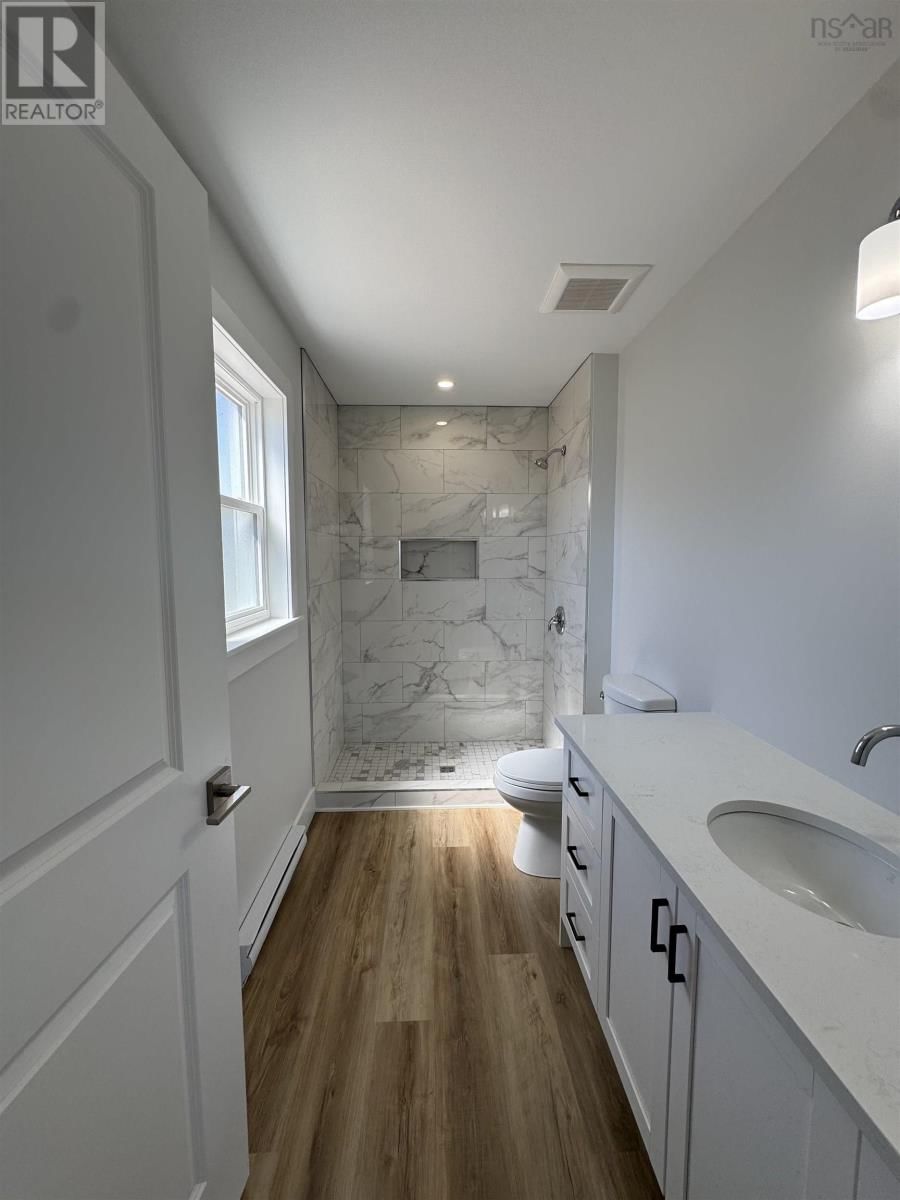 5 GOLDENROD COURT Image 17