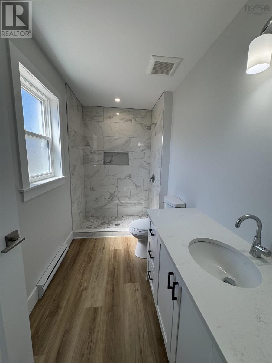 5 GOLDENROD COURT Image 19