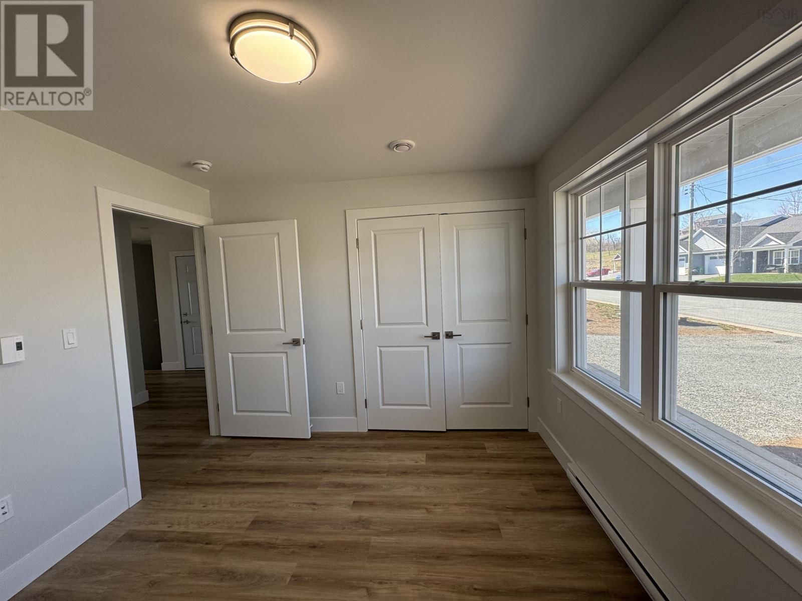 5 GOLDENROD COURT Image 23