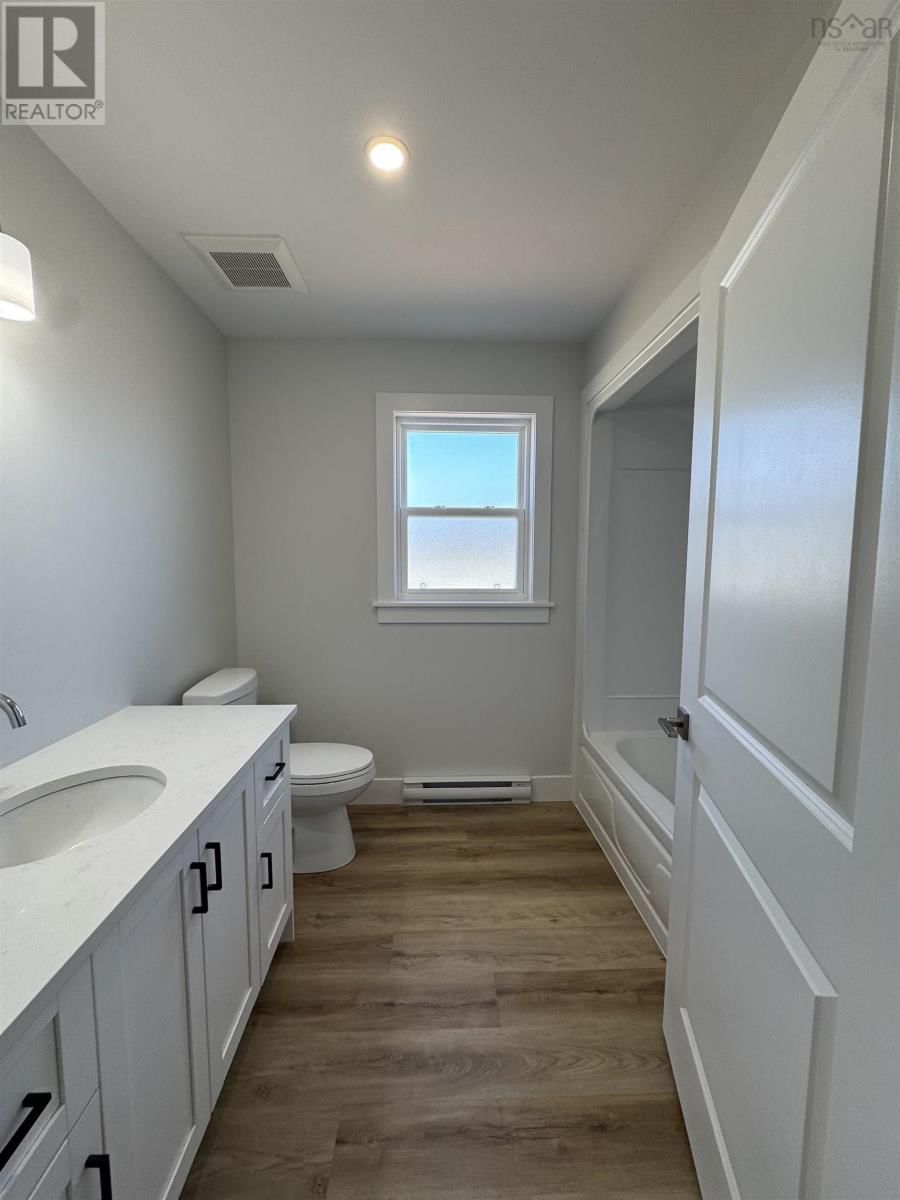 5 GOLDENROD COURT Image 24