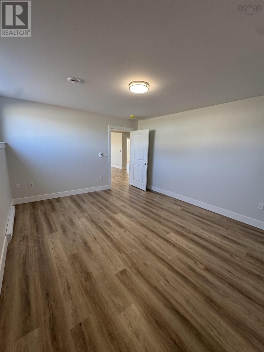 5 GOLDENROD COURT Image 35