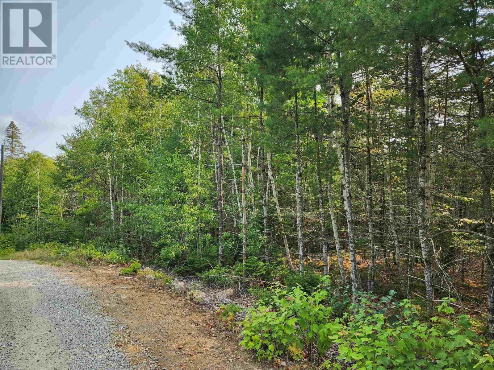 70 Turner Point Crossover, Walden, Nova Scotia B0J 2E0