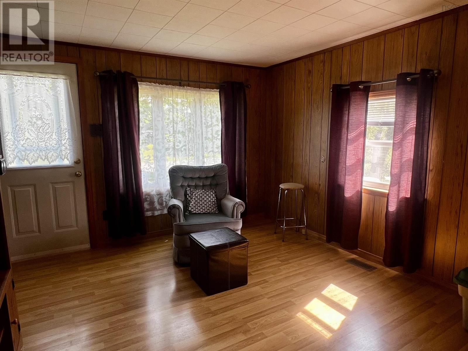 5320 HIGHWAY 6 Image 29