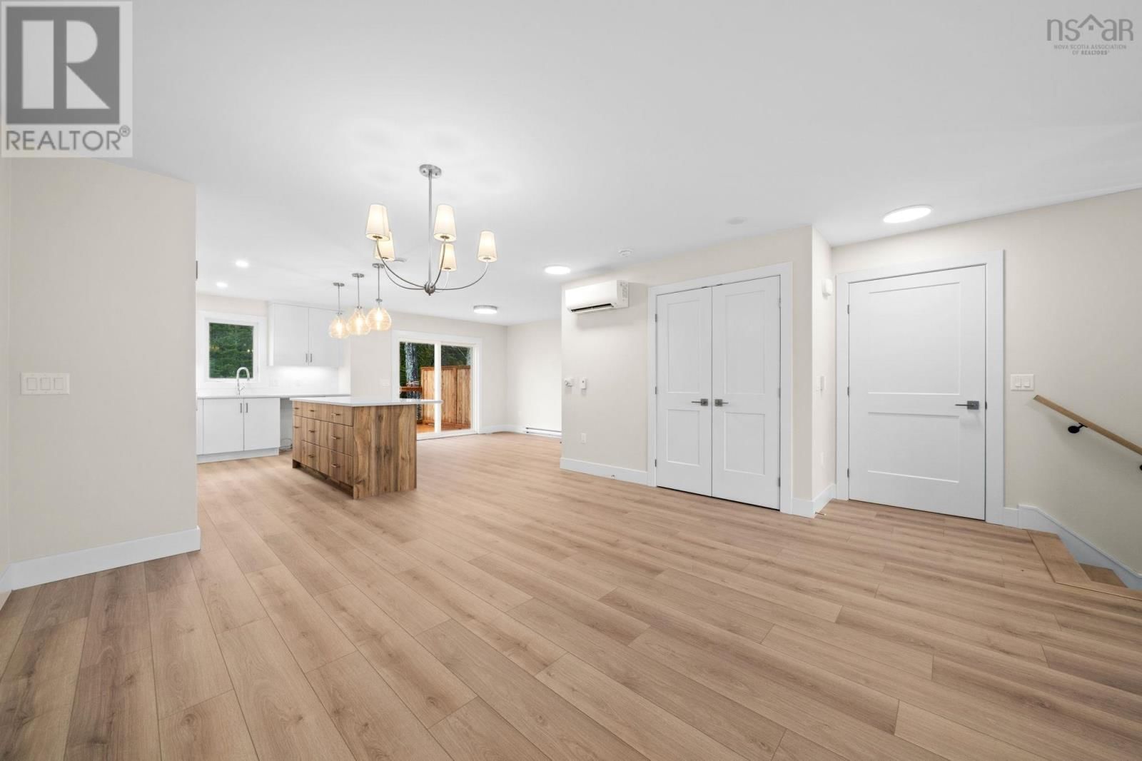 16 SIMONA DRIVE Image 10