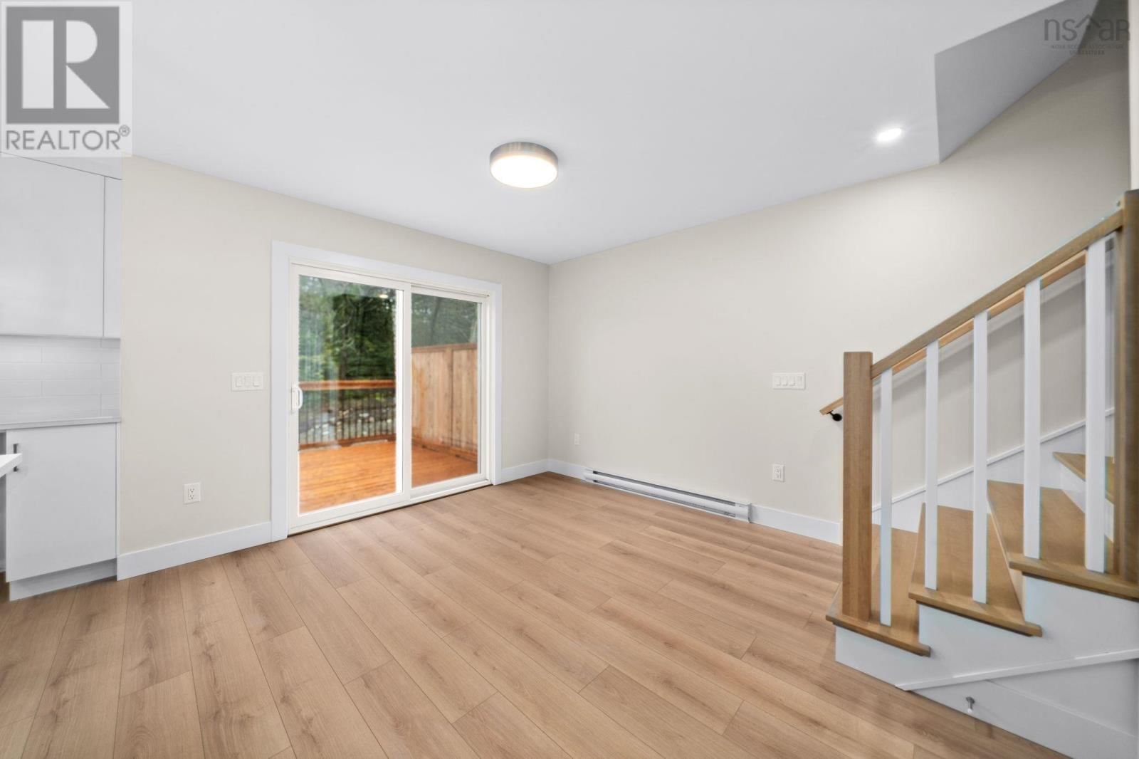 16 SIMONA DRIVE Image 22