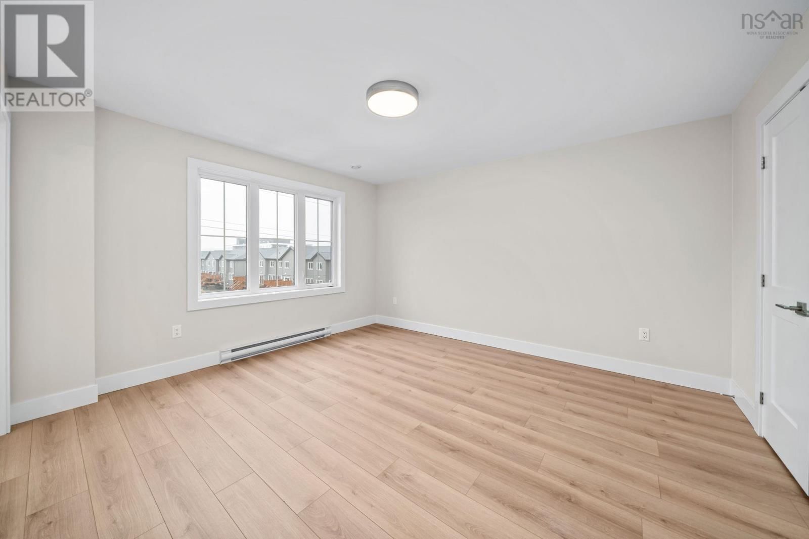 16 SIMONA DRIVE Image 27