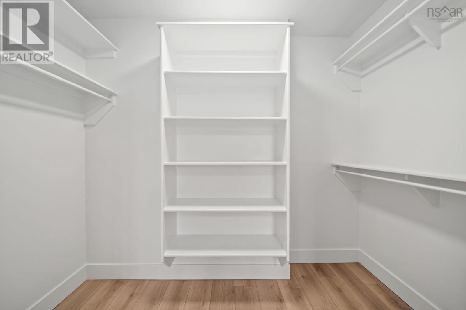 16 SIMONA DRIVE Image 33