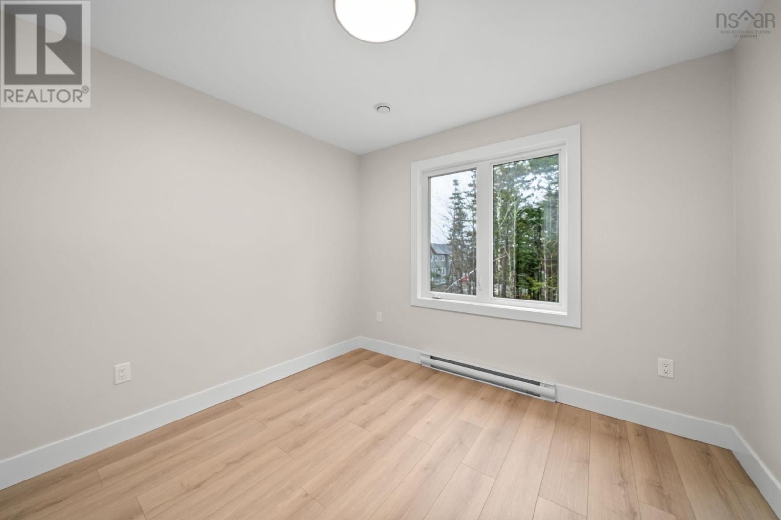 16 SIMONA DRIVE Image 36